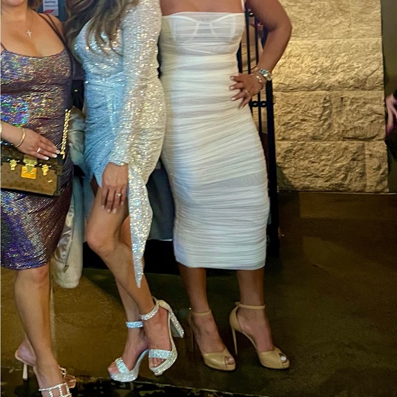 White cocktail dress semi new size M. - Picture 5 of 5